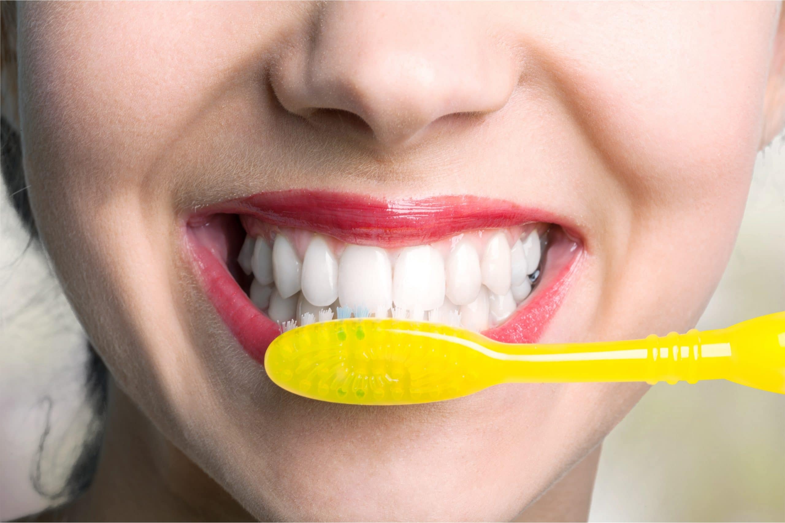 5 habits for strong white teeth