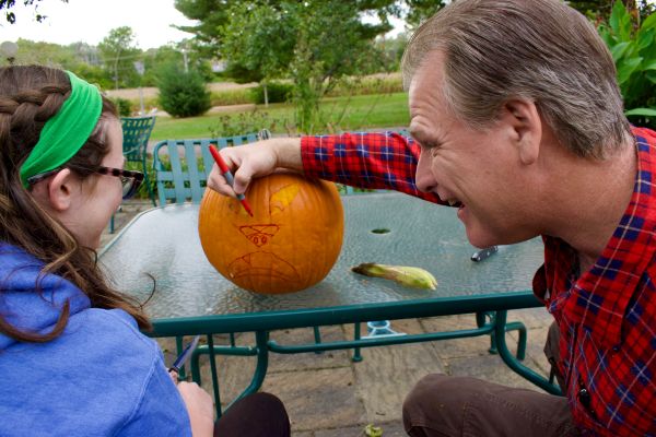 Feel Like A Jack-O-Lantern? Address Tooth Loss leawood ks